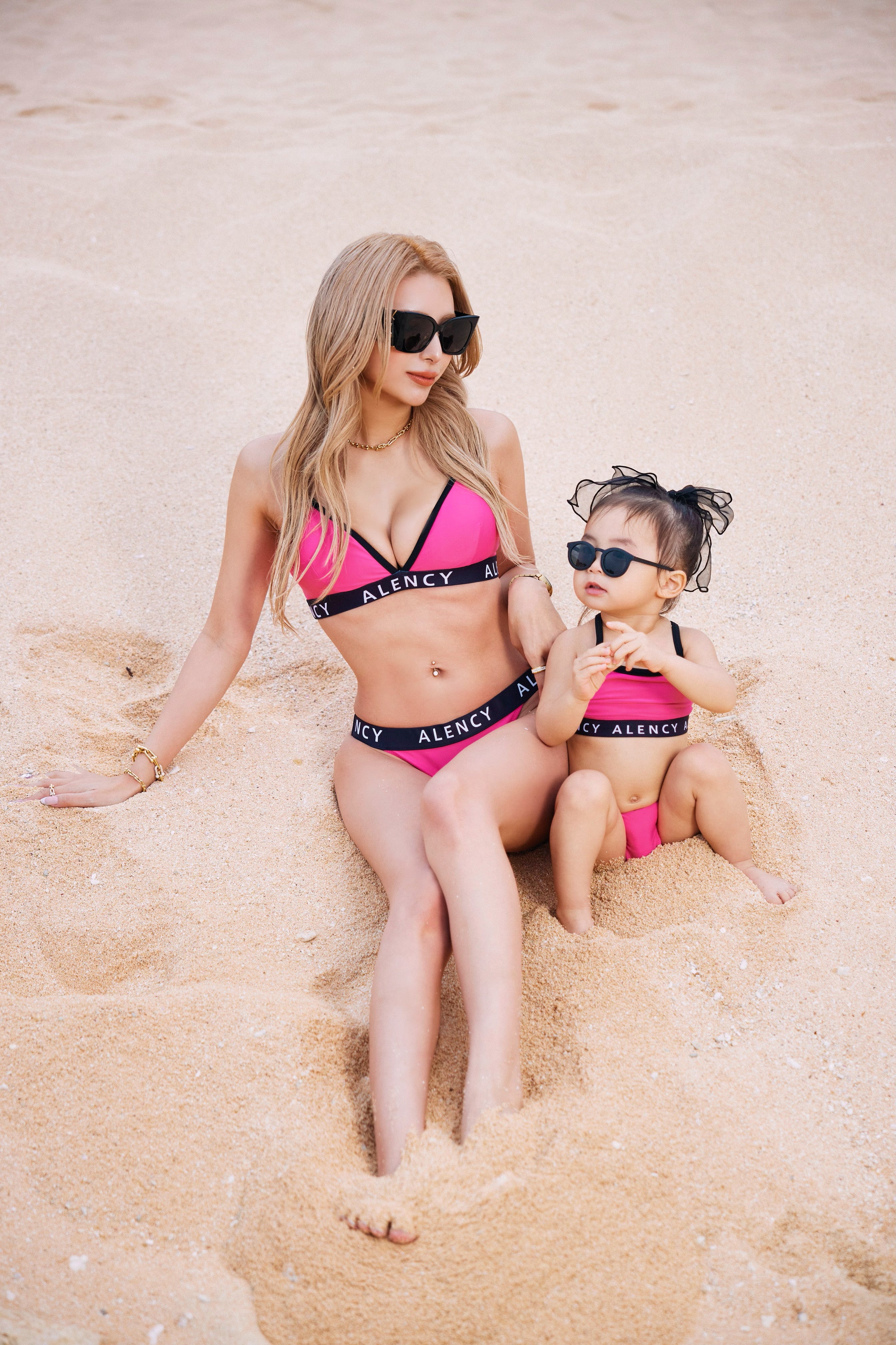 bikini logo KIDS
