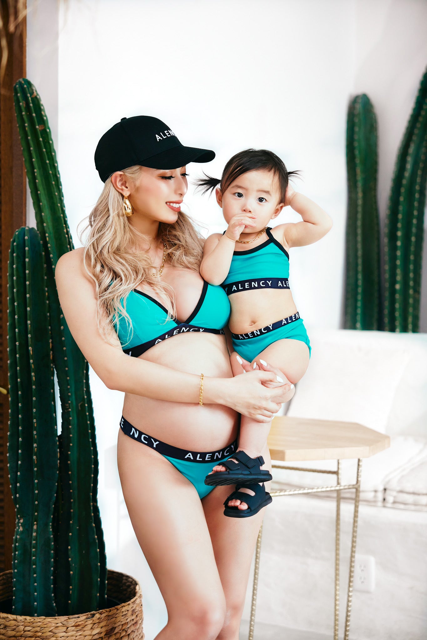 bikini logo KIDS