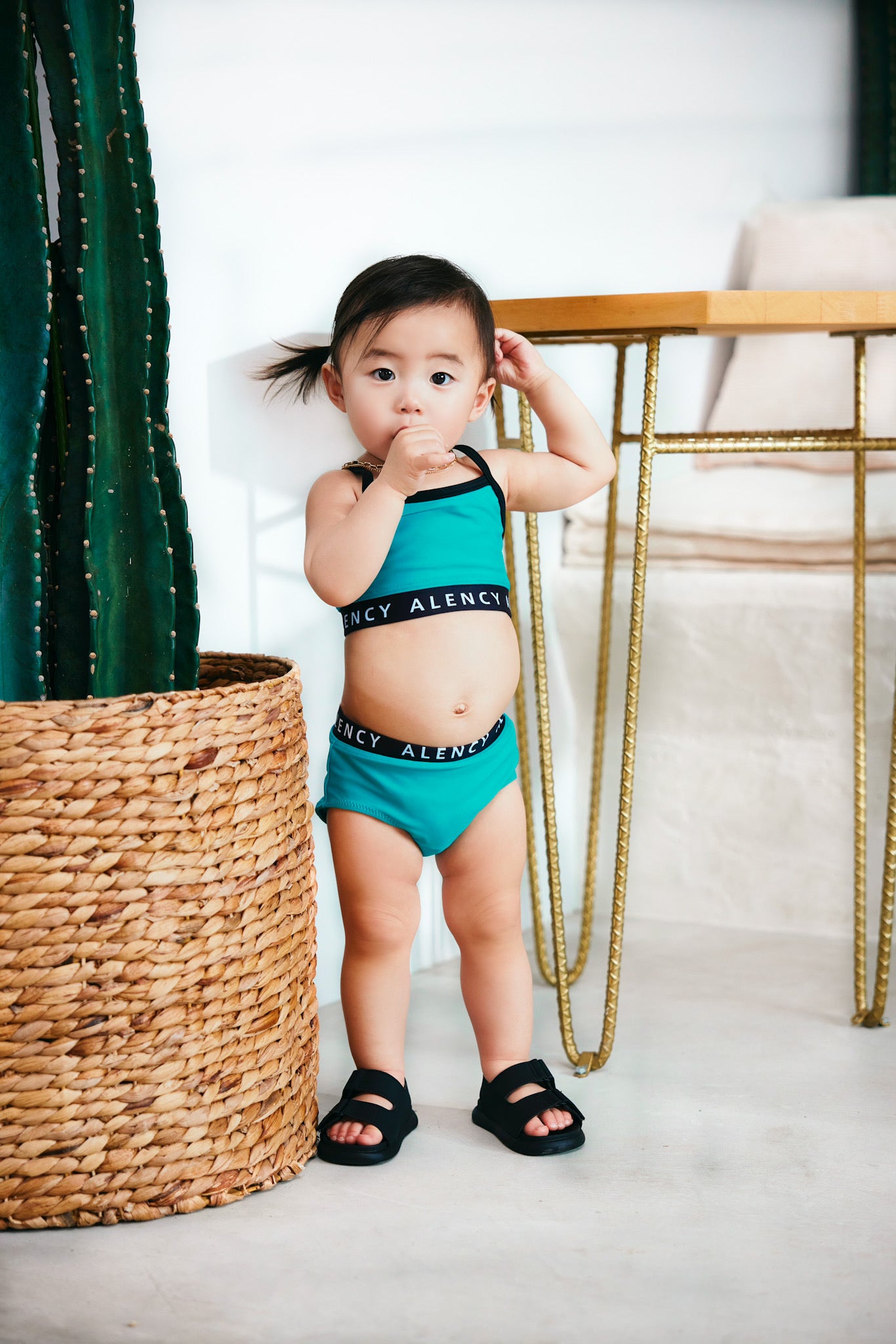 bikini logo KIDS