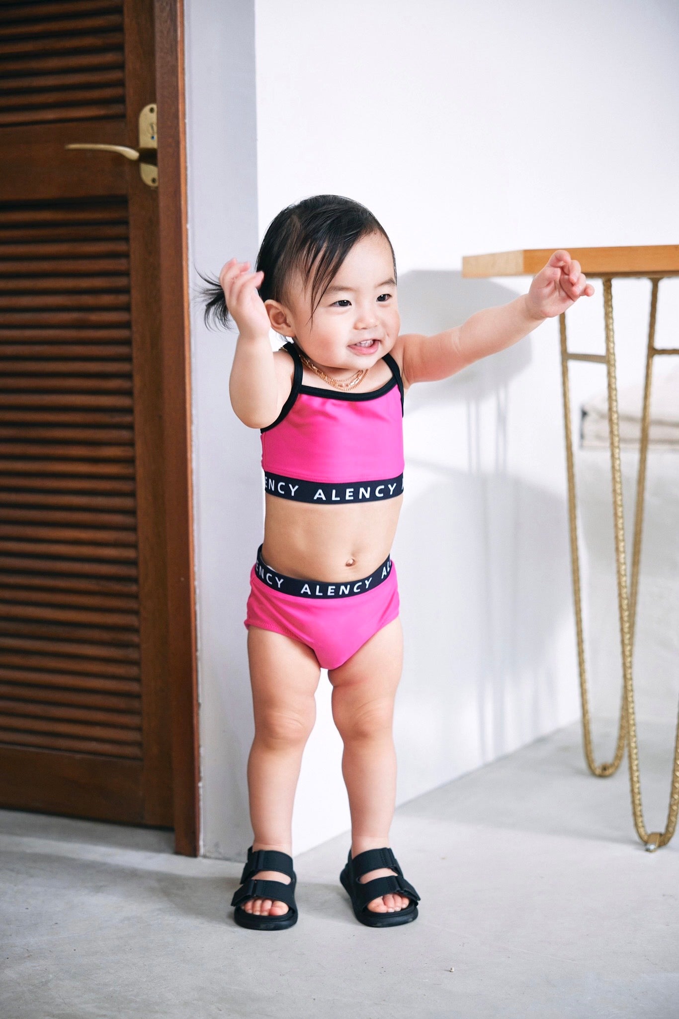 bikini logo KIDS